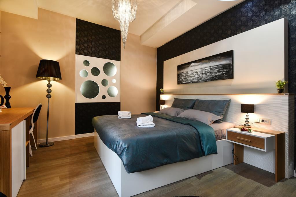 Peninsula Luxury Rooms زادار الغرفة الصورة