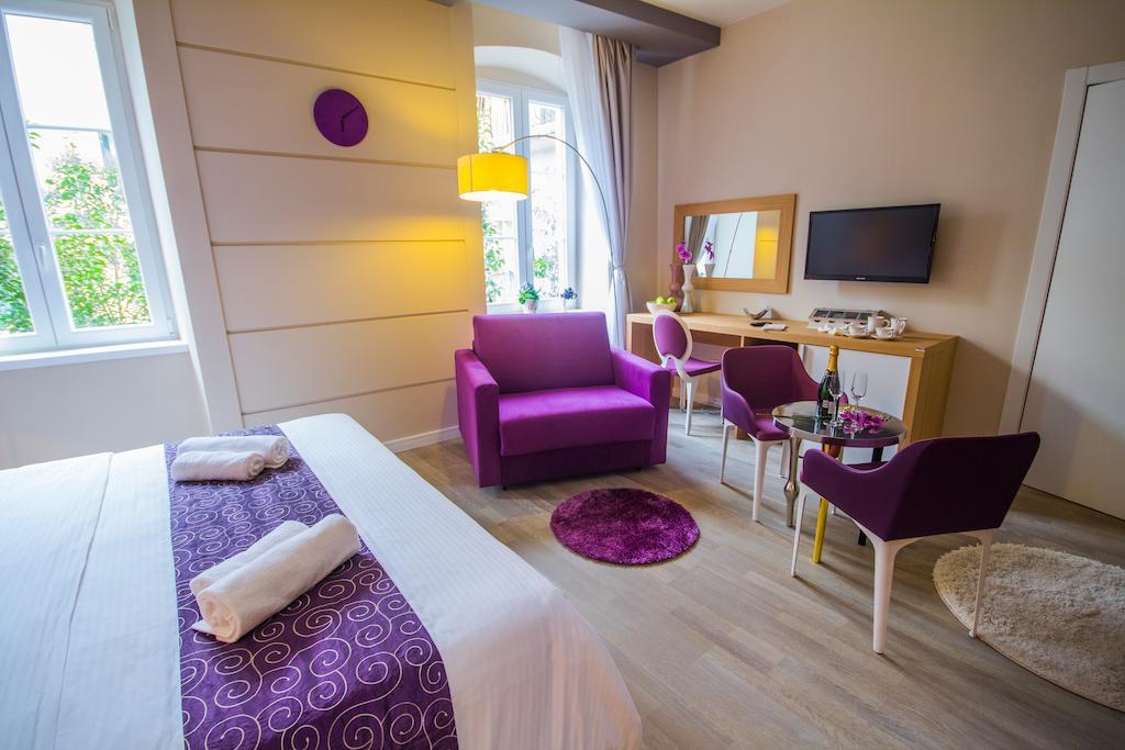 Peninsula Luxury Rooms زادار الغرفة الصورة