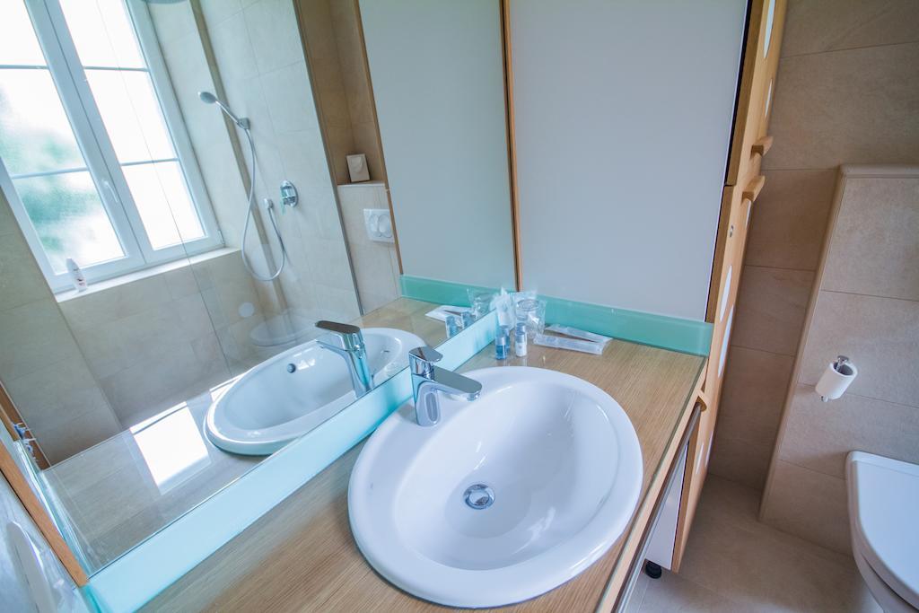 Peninsula Luxury Rooms زادار الغرفة الصورة